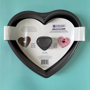 Wilton Heart-Shaped Non-Stick Cake Pan